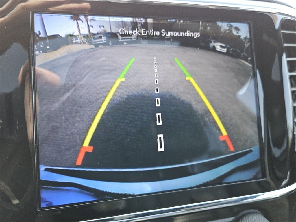 Used 2020 Jeep Grand Cherokee Limited image 19