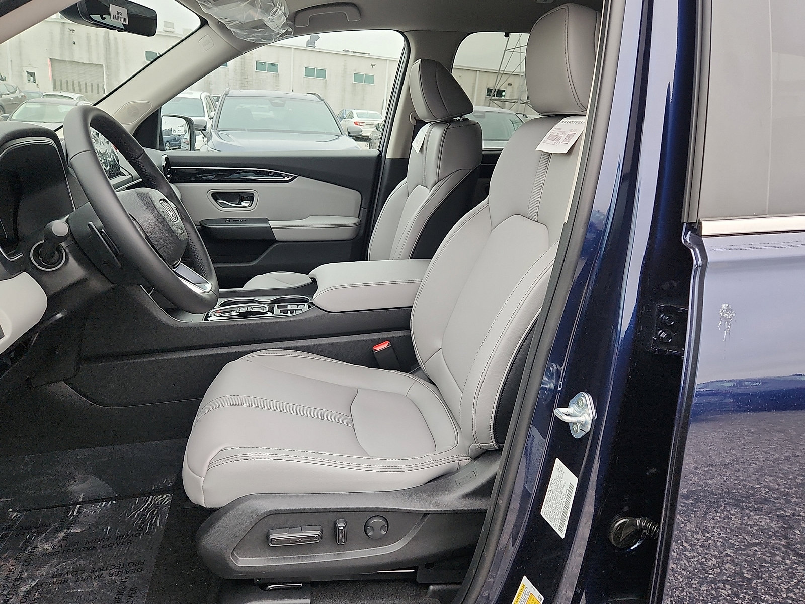 New 2025 Honda Pilot EX-L image 9