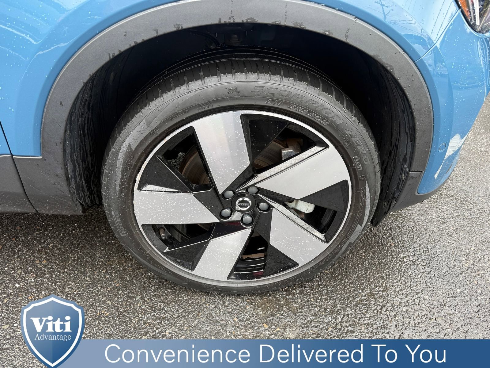 Used 2023 Volvo C40 P8 Recharge Ultimate AWD/4WD image 15