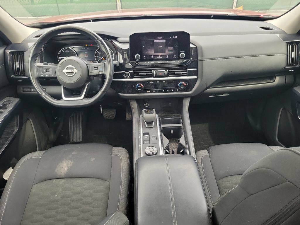Used 2024 Nissan Pathfinder SV w/ SV Premium Package AWD/4WD image 8