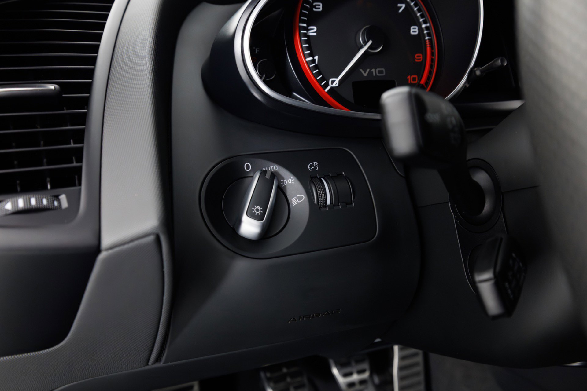 Used 2012 Audi R8 V10 AWD/4WD image 28