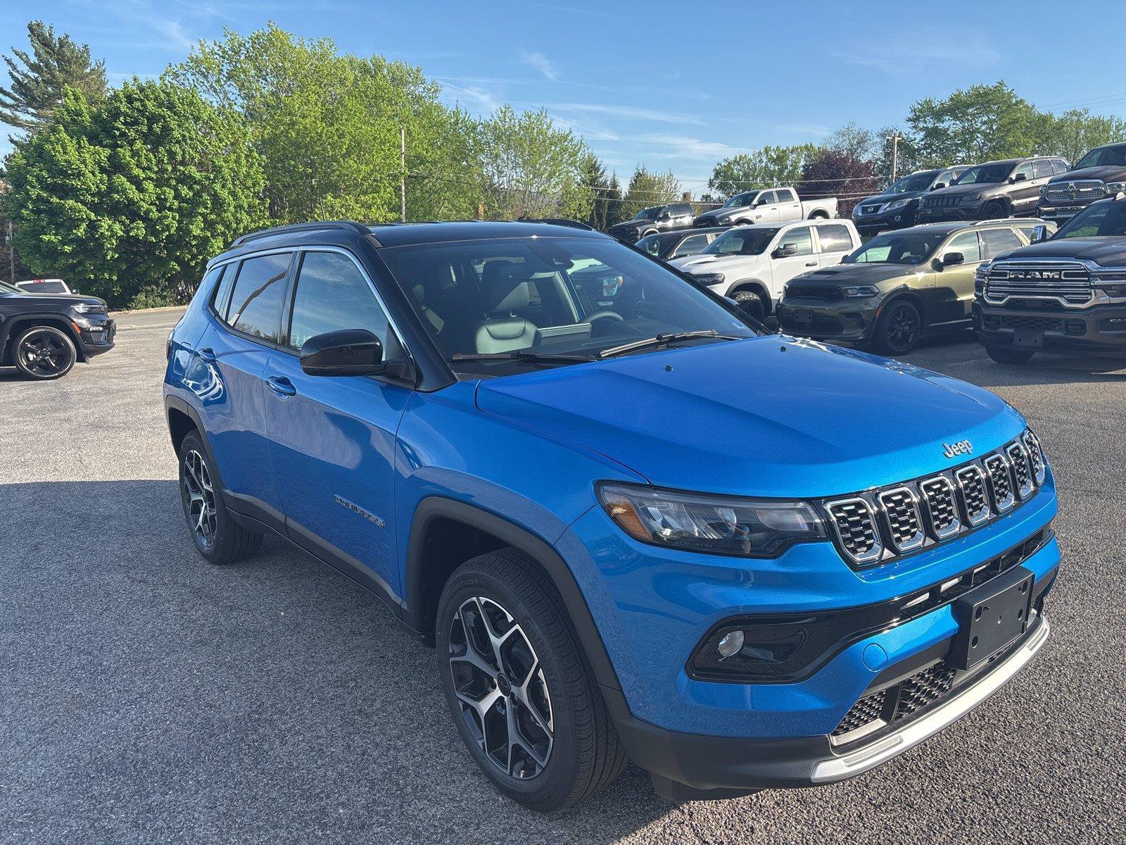 New 2026 Jeep Compass Limited AWD/4WD image 8