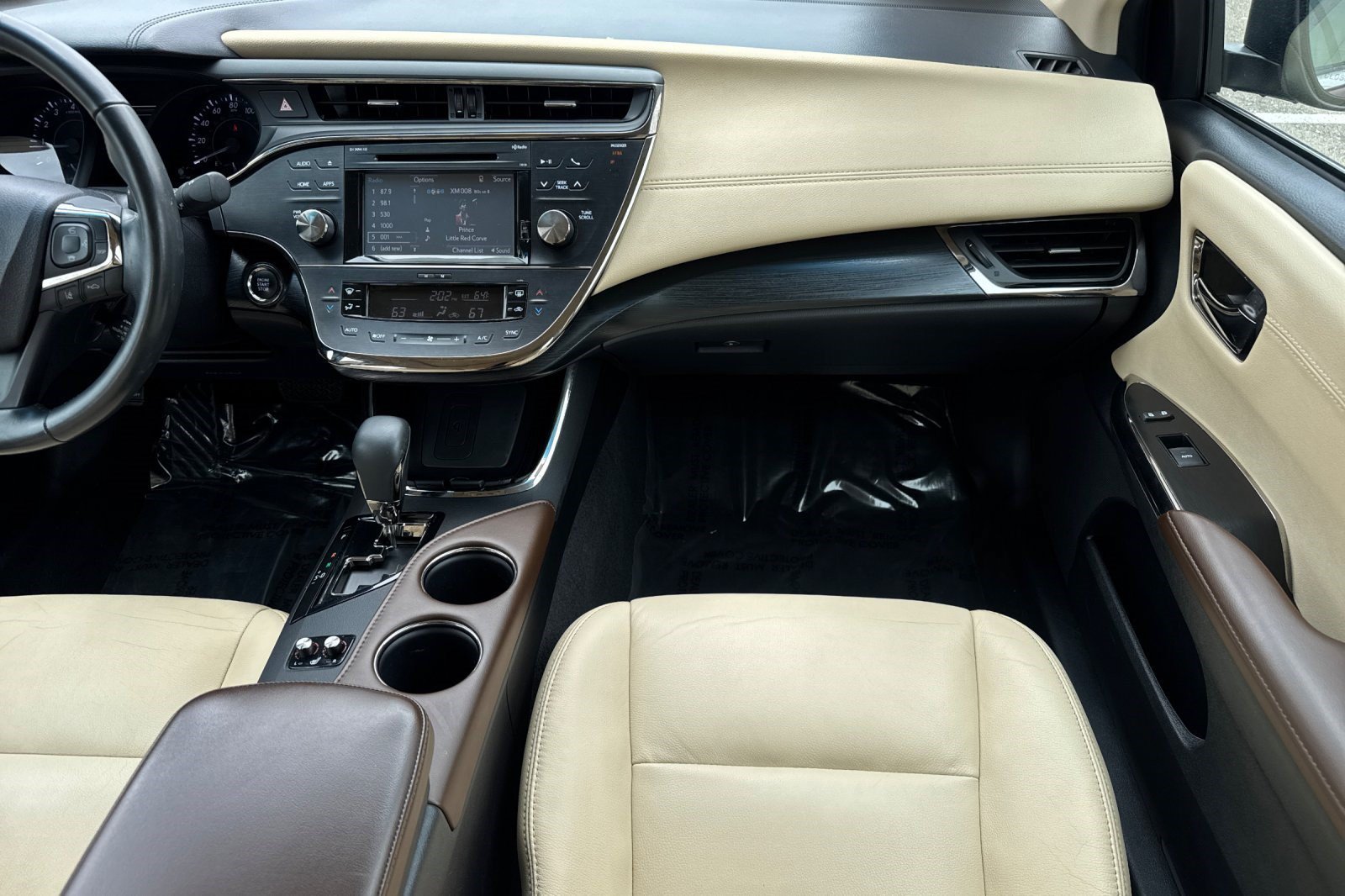 Used 2017 Toyota Avalon Touring w/ All Weather Liner Package FWD image 30