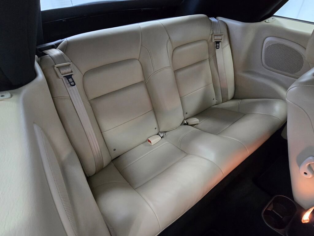 Used 2003 Chrysler Sebring Limited image 82