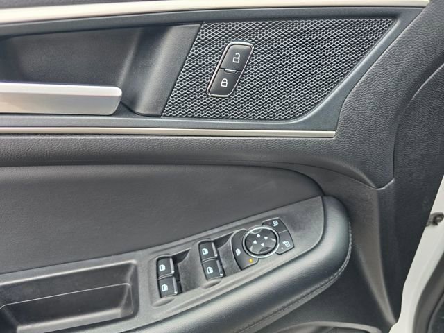 Used 2024 Ford Edge SEL image 15