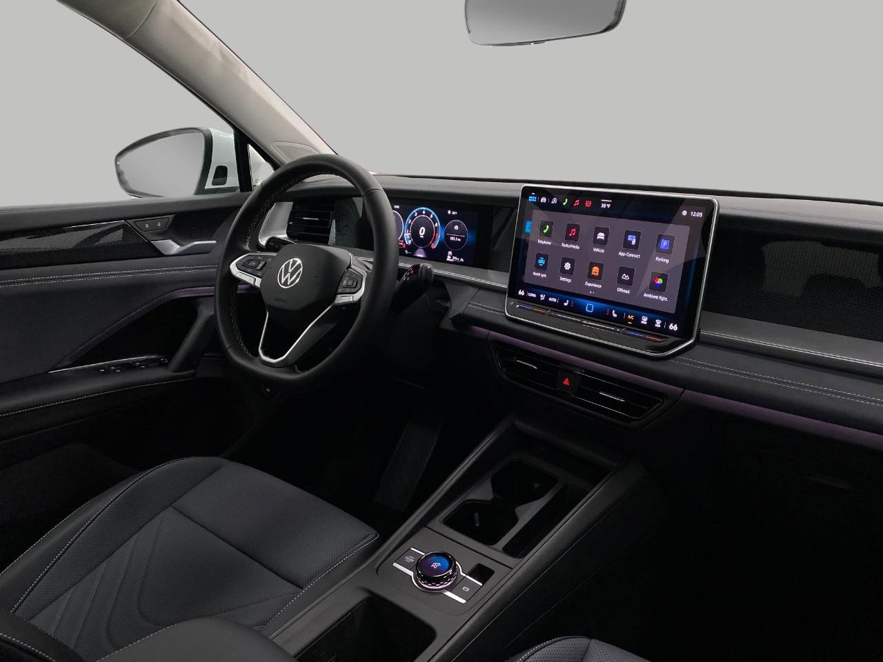 New 2026 Volkswagen Tiguan SE image 19