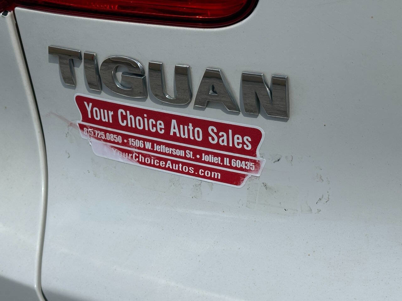 Used 2011 Volkswagen Tiguan SE image 5