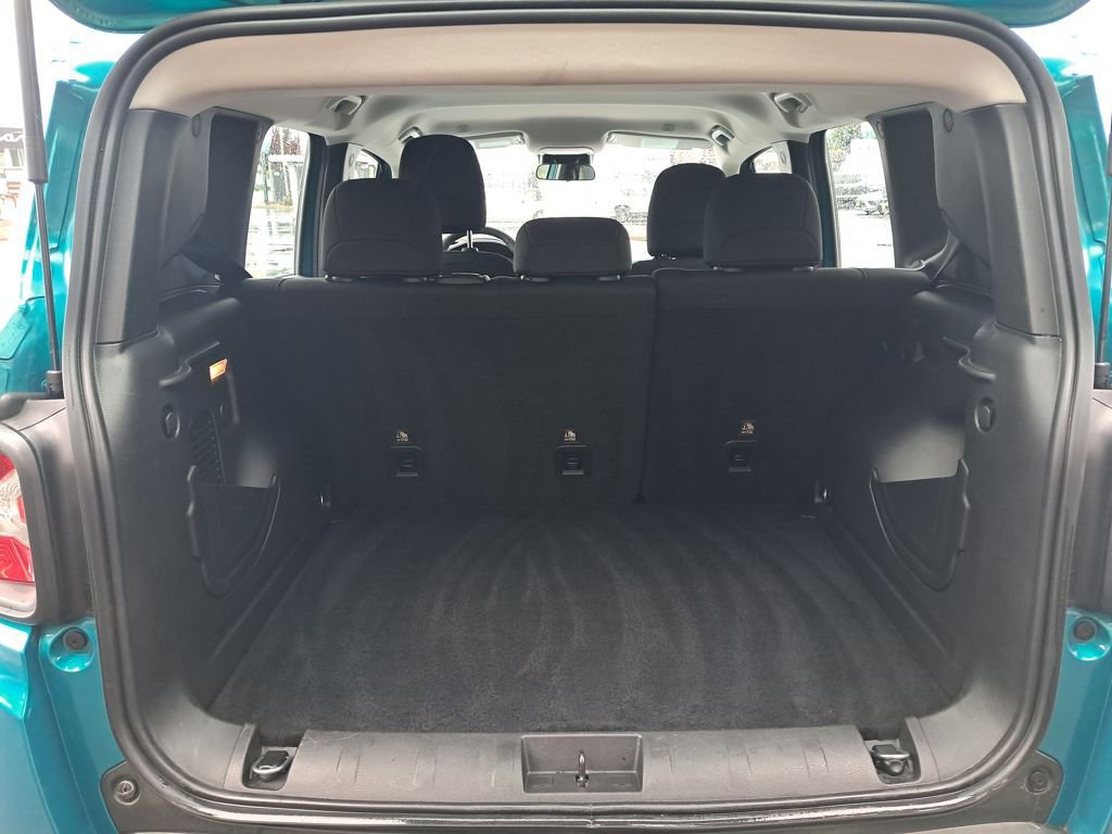 Used 2022 Jeep Renegade Sport image 28