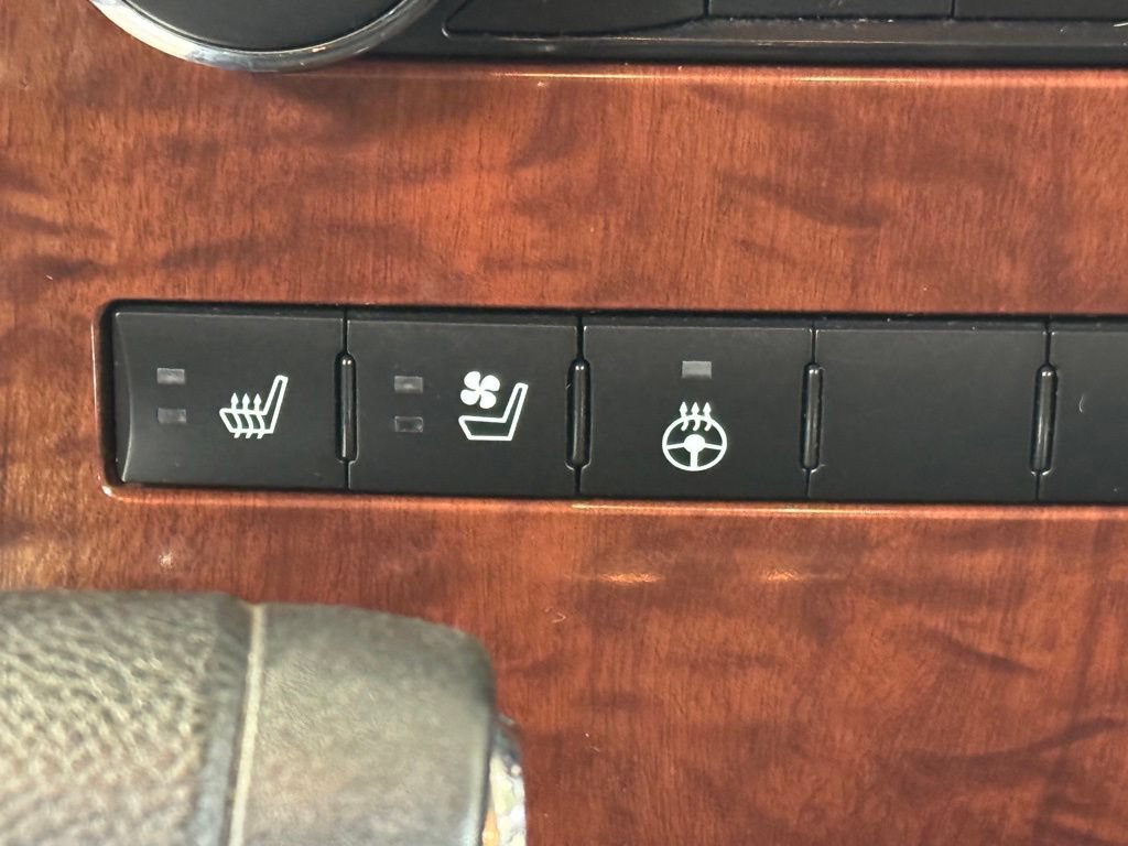 Used 2011 RAM 1500 Laramie w/ Protection Group AWD/4WD image 38