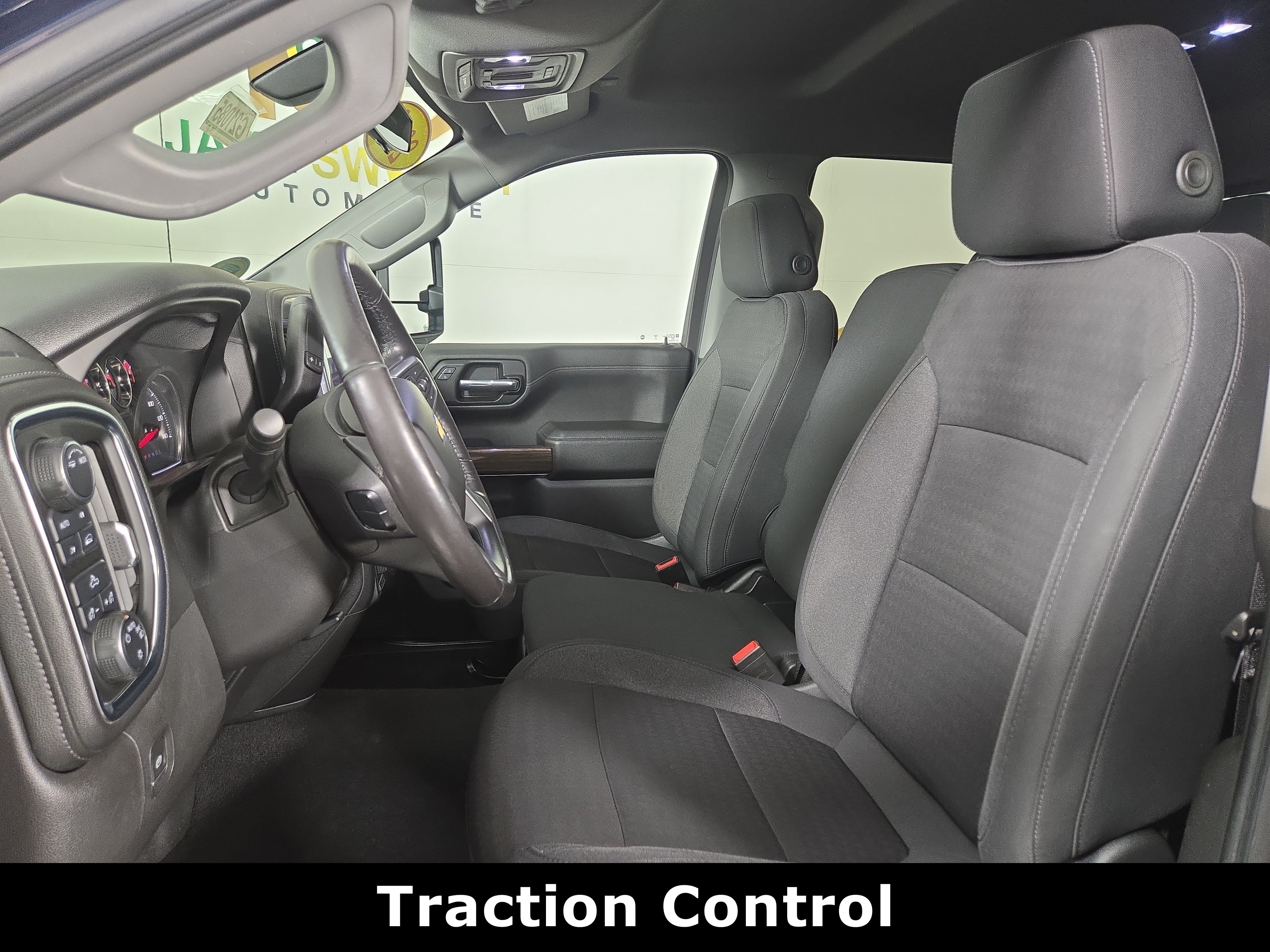 Used 2020 Chevrolet Silverado 1500 LT w/ All-Star Edition AWD/4WD image 11