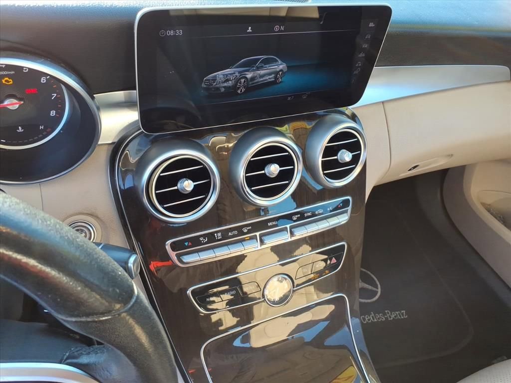 Used 2019 Mercedes-Benz C 300 Sedan image 31