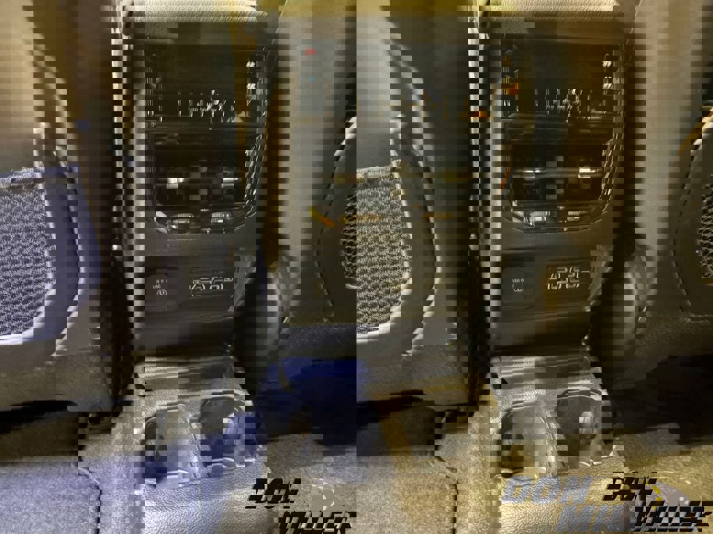 New 2025 Jeep Grand Cherokee L Laredo image 20