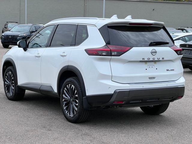 Used 2025 Nissan Rogue SL w/ Tech Package AWD/4WD image 11