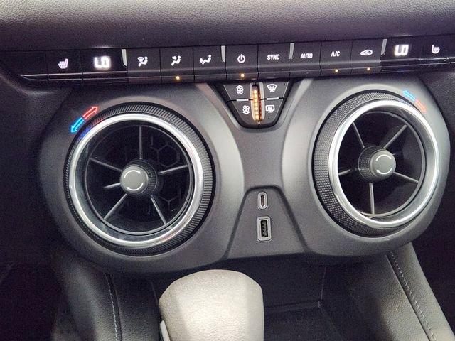 Used 2021 Chevrolet Blazer LT AWD/4WD image 25