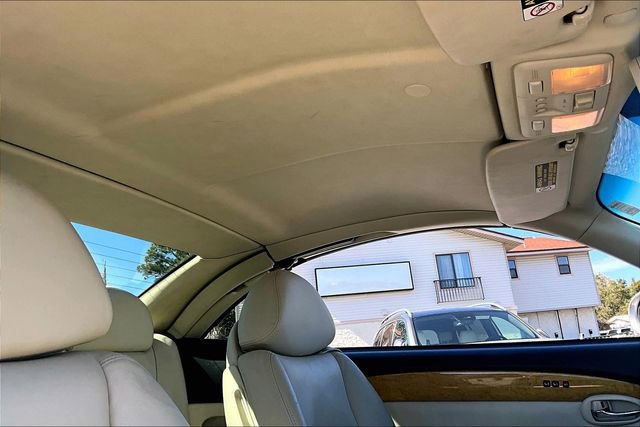 Used 2005 Lexus SC 430 Convertible image 28