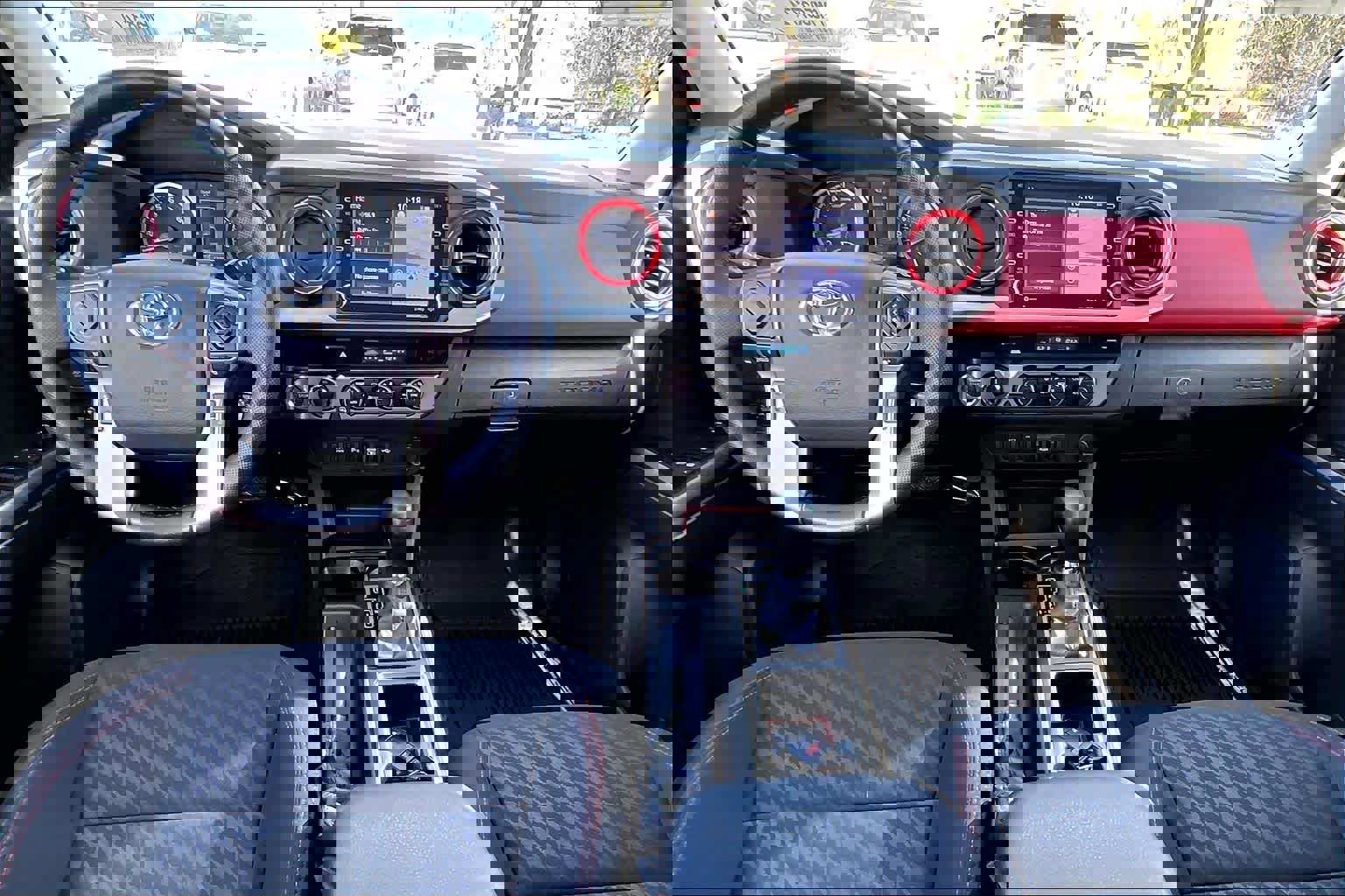 Certified 2023 Toyota Tacoma SR5 image 15