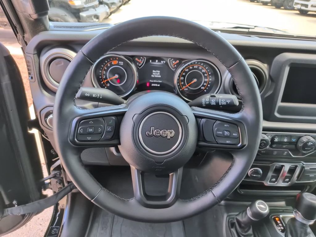 Used 2022 Jeep Wrangler Sport S image 24