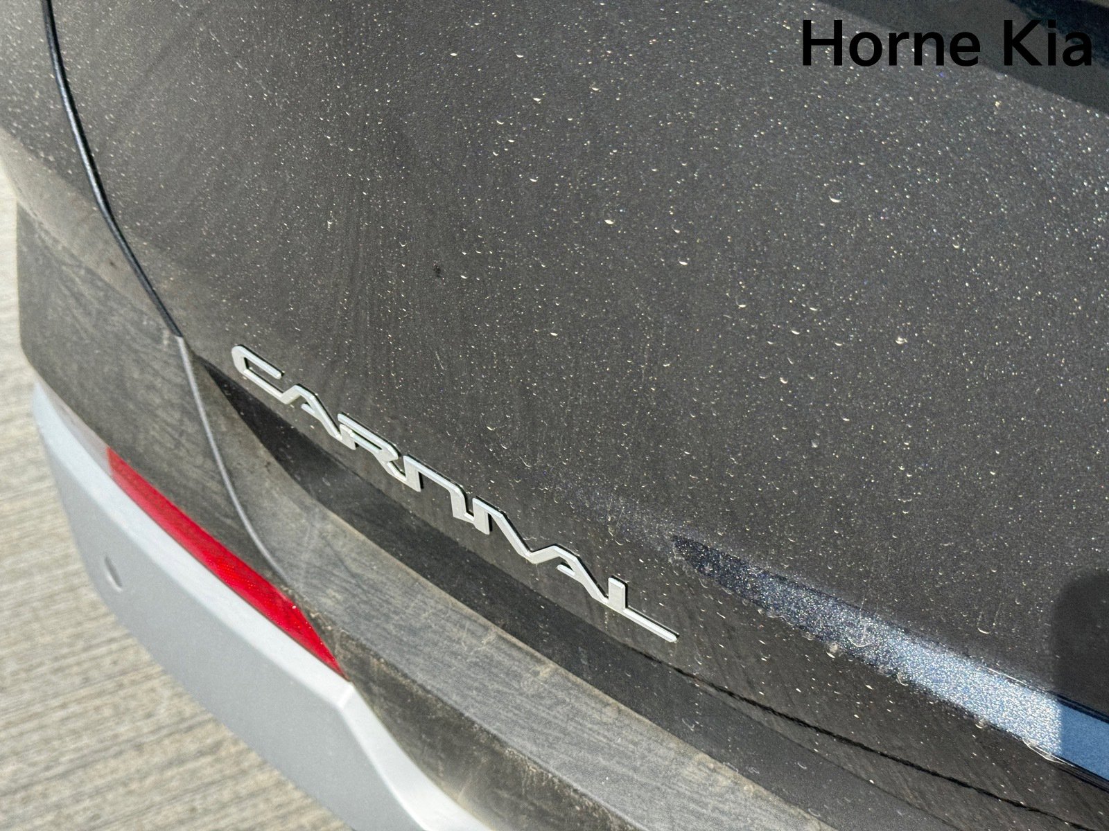 New 2026 Kia Carnival EX image 9