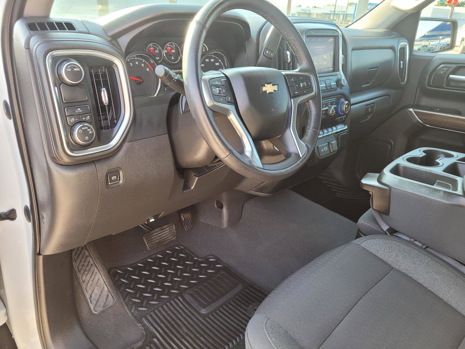 Used 2022 Chevrolet Silverado 1500 LT RWD image 18