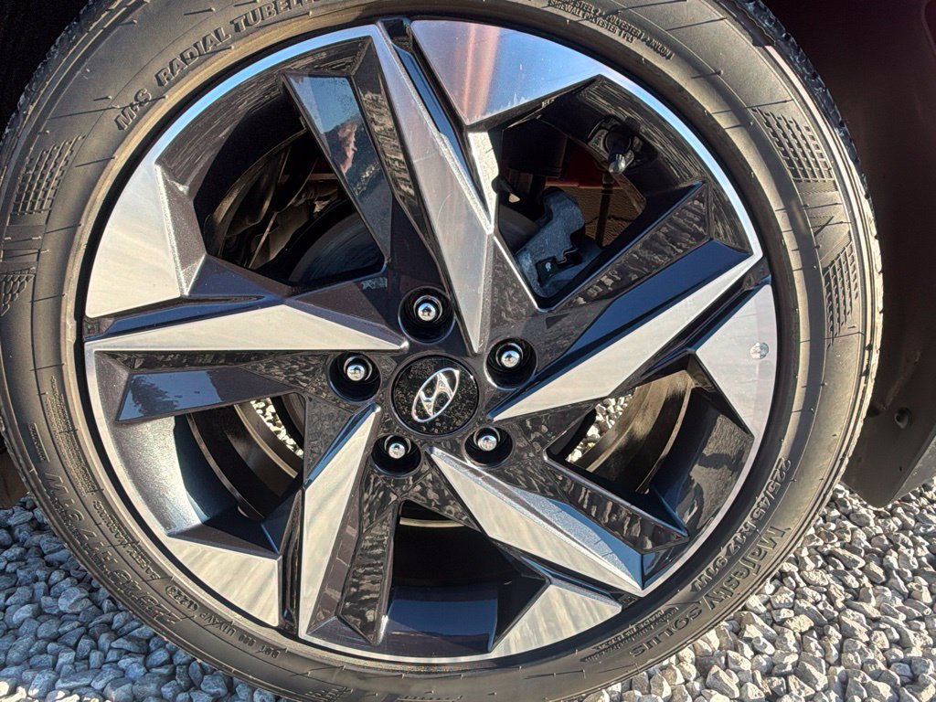 Used 2023 Hyundai Elantra Limited FWD image 56