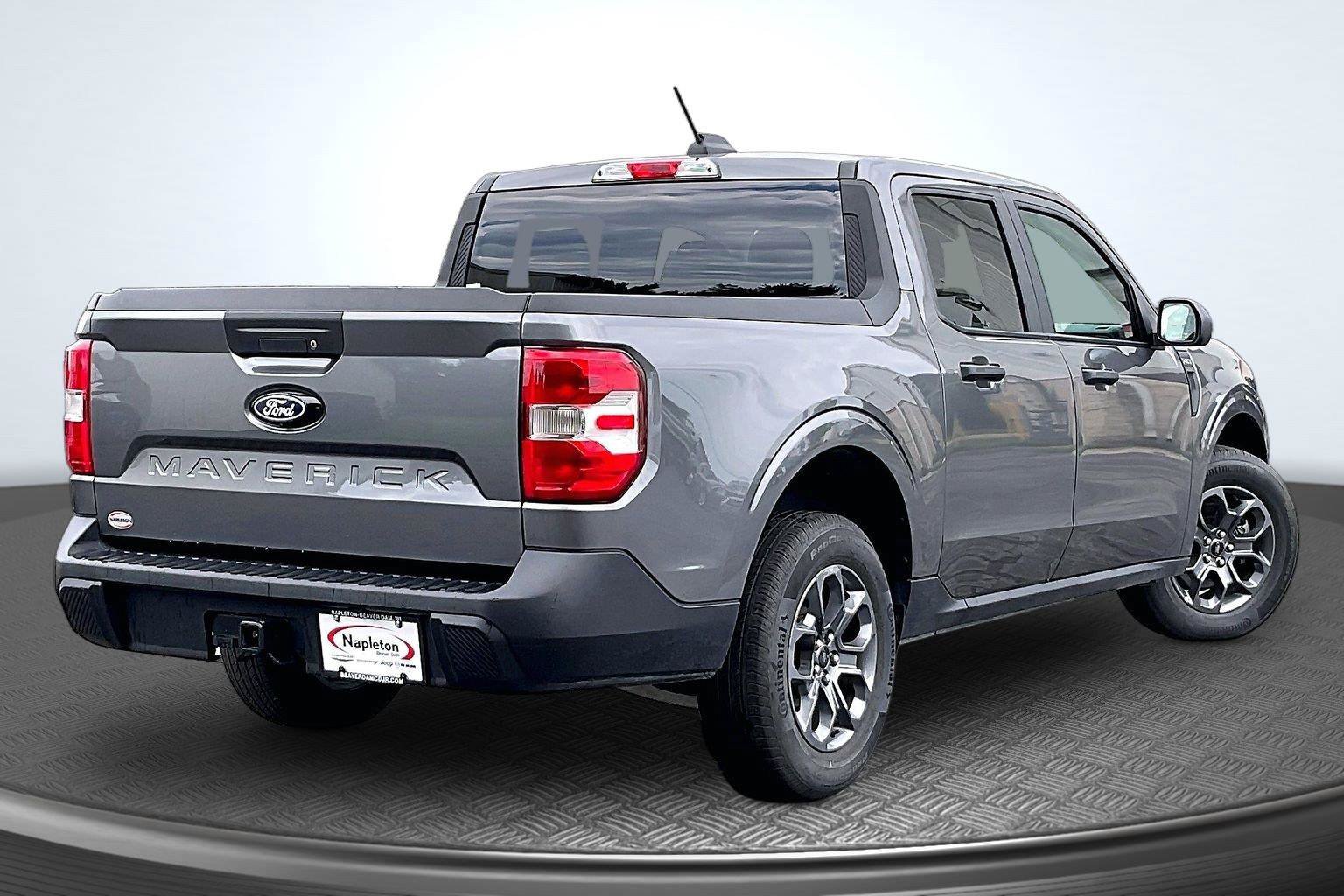 Used 2026 Ford Maverick XLT AWD/4WD image 2