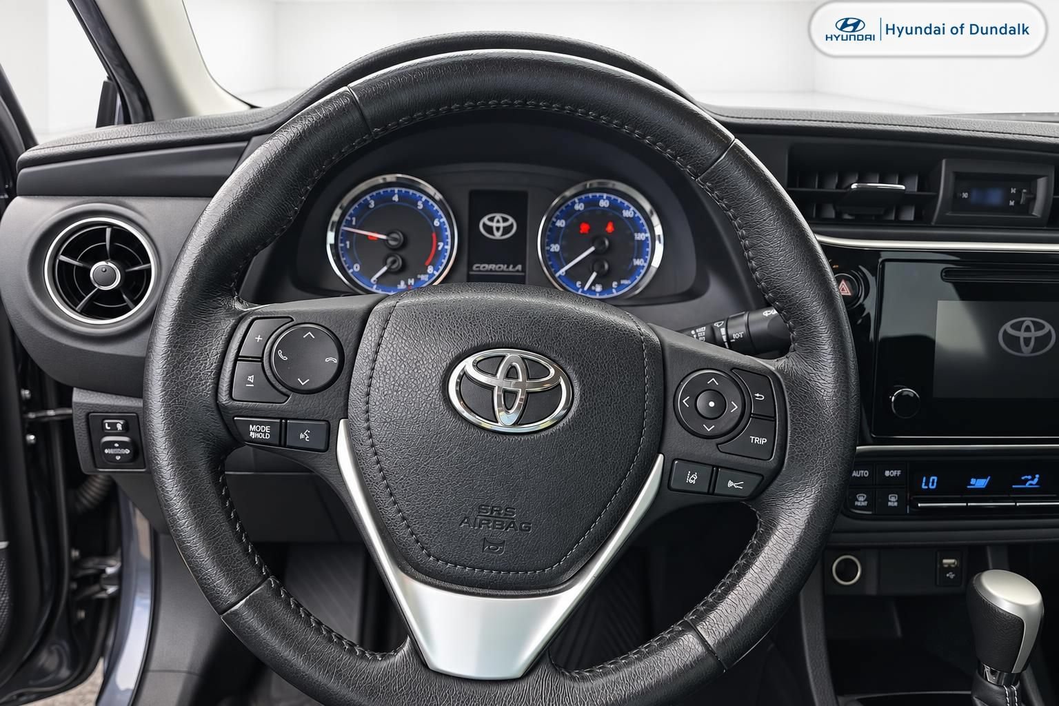 Used 2019 Toyota Corolla SE FWD image 10