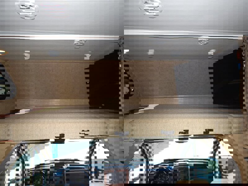 Used 2015 Mercedes-Benz Sprinter 3500 image 45