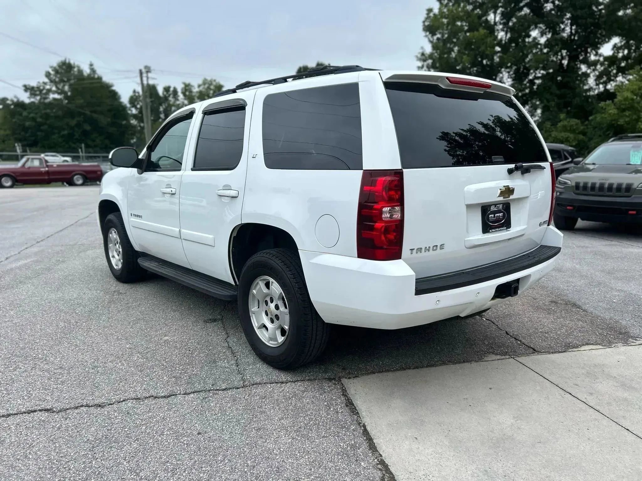 Used 2008 Chevrolet Tahoe LT w/ Convenience Package 1 AWD/4WD image 9