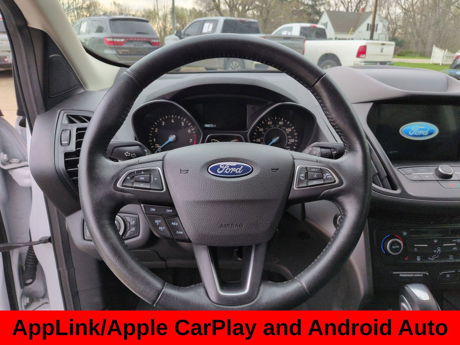Used 2019 Ford Escape SEL FWD image 15