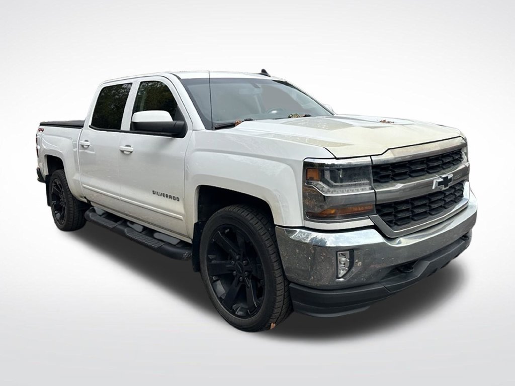 Used 2018 Chevrolet Silverado 1500 LT w/ All Star Edition AWD/4WD image 8