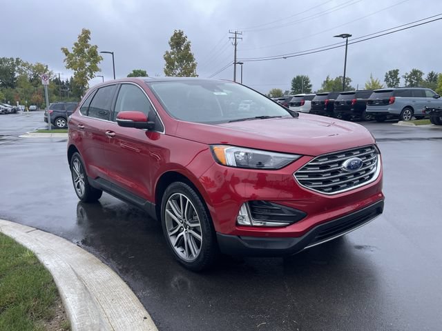 Used 2024 Ford Edge Titanium AWD/4WD image 7