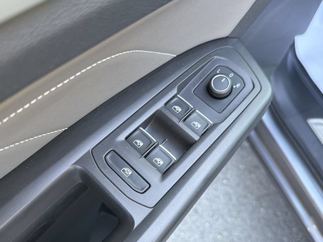 Used 2022 Volkswagen Atlas SEL AWD/4WD image 22