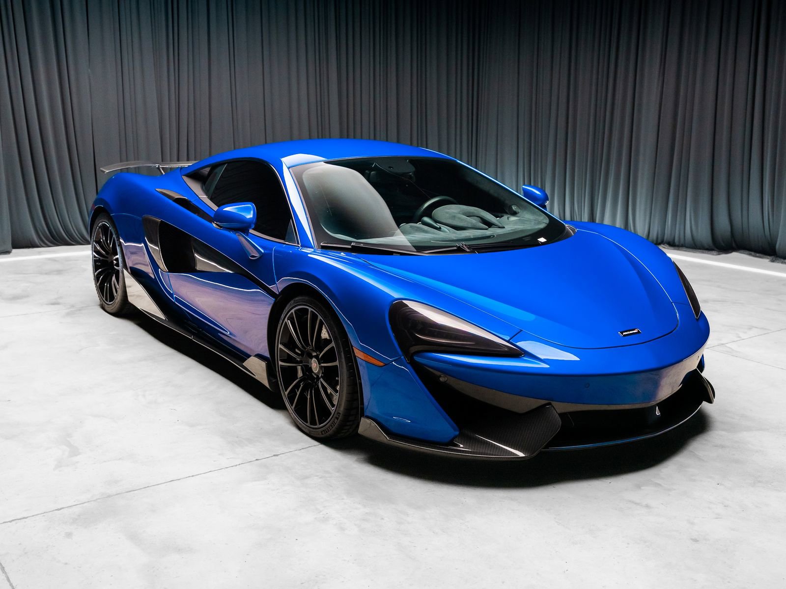 Used 2016 McLaren 570S Coupe RWD image 2