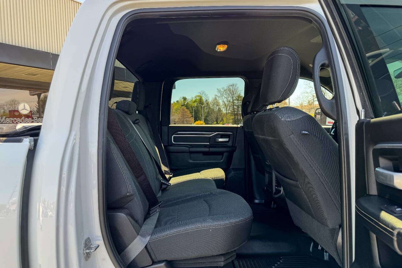 Used 2020 RAM 2500 Big Horn w/ Level 1 Equipment Group AWD/4WD image 19