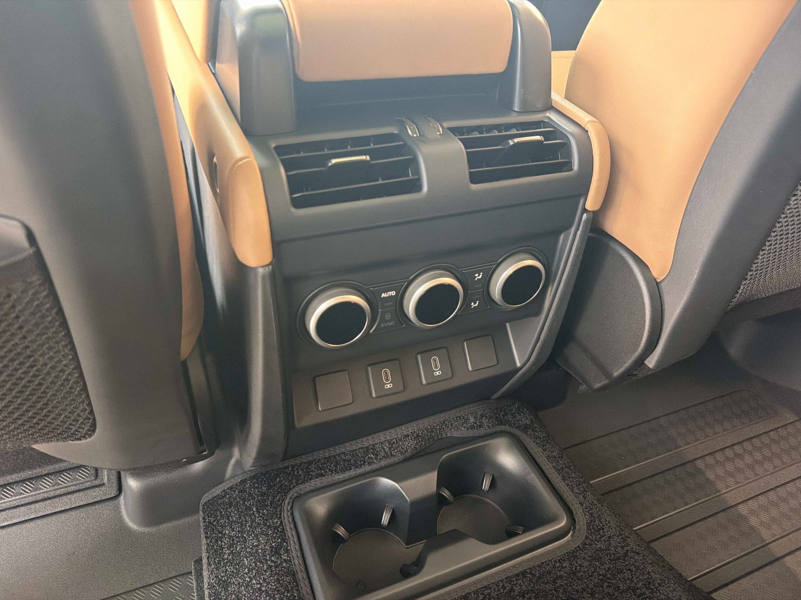 New 2026 Land Rover Defender 130 S AWD/4WD image 16