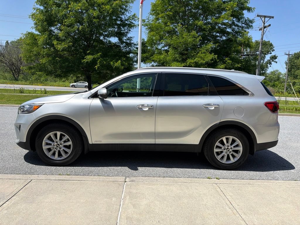 Used 2019 Kia Sorento AWD w/ LX Convenience Package image 4