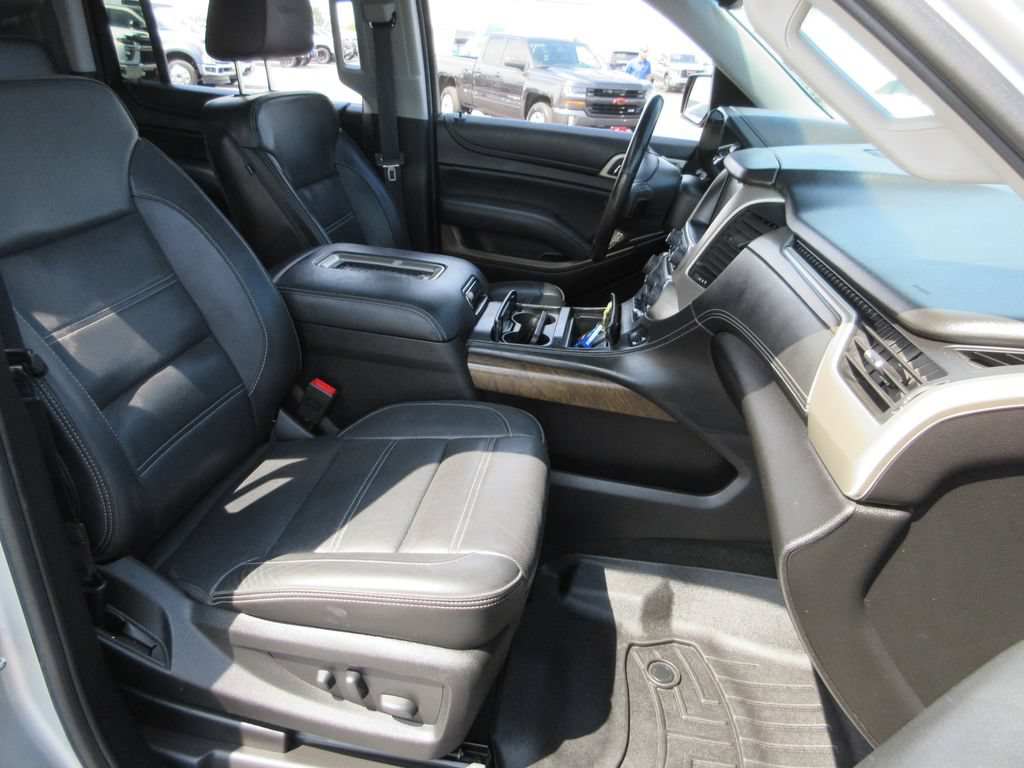 Certified 2018 GMC Yukon XL Denali w/ Denali Ultimate Package AWD/4WD image 29