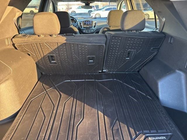 Used 2021 Chevrolet Equinox LT image 35