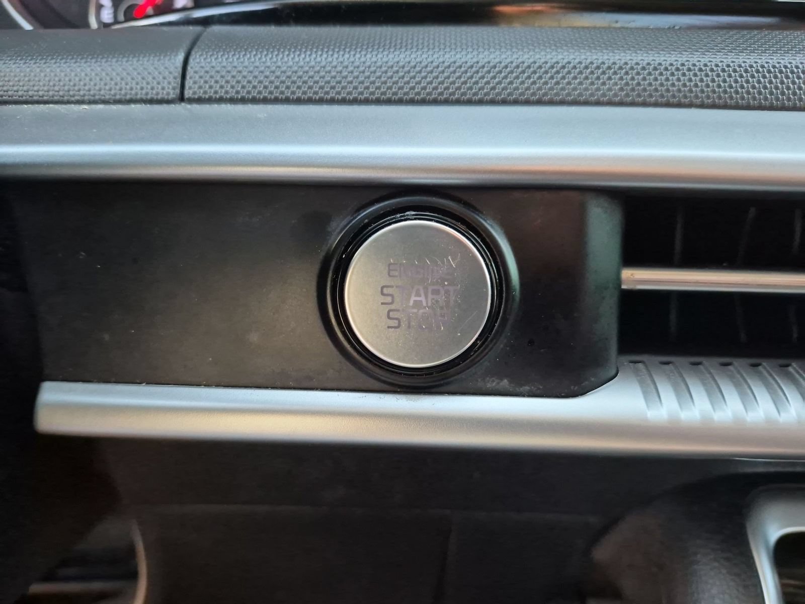 Used 2021 Kia K5 LXS FWD image 16
