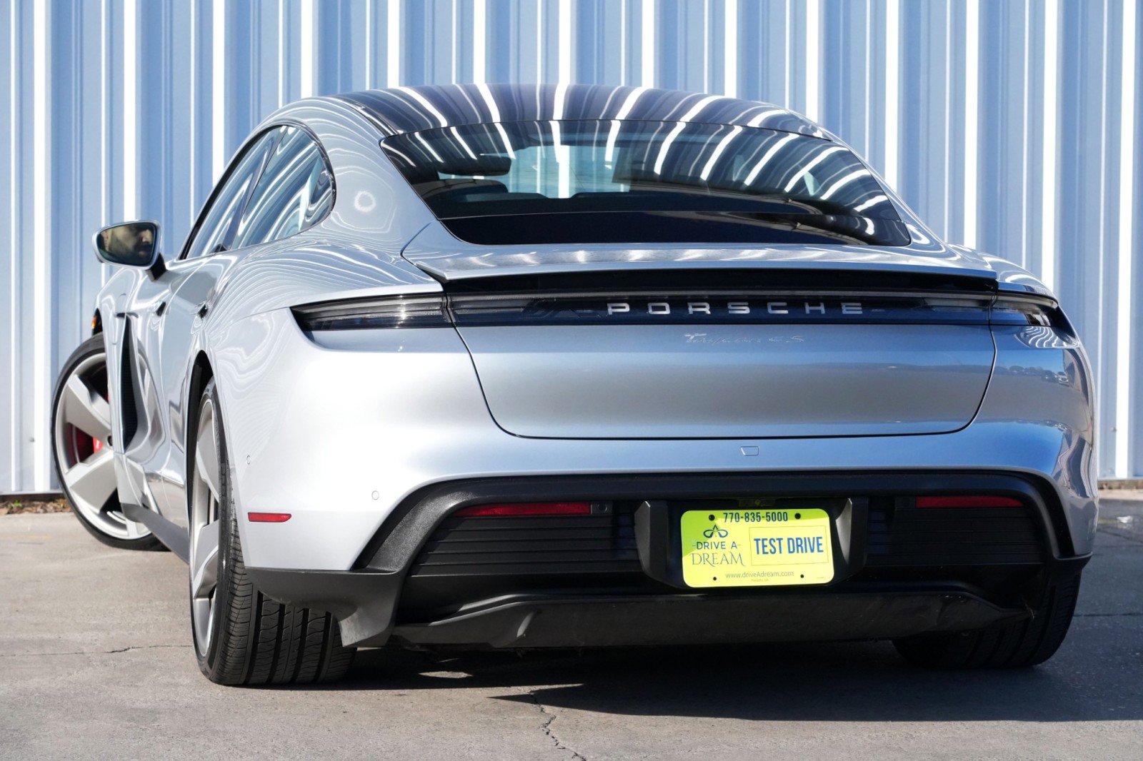 Used 2020 Porsche Taycan 4S w/ Premium Package image 6