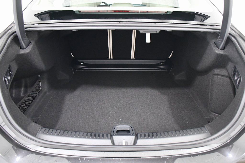 New 2026 Mercedes-Benz E 350 4MATIC Sedan image 19