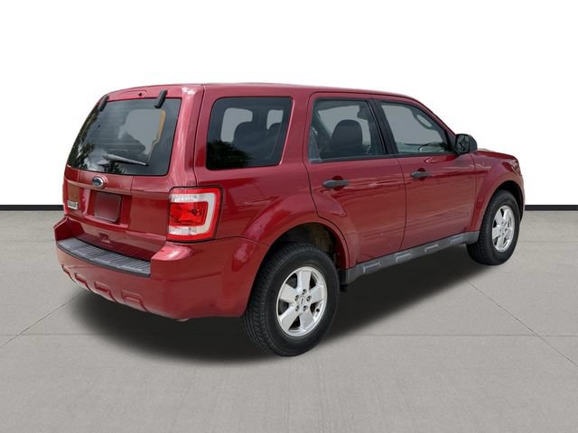 Used 2011 Ford Escape XLS w/ 101A Rapid Spec Order Code FWD image 5