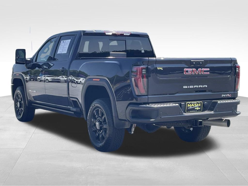 Used 2024 GMC Sierra 2500 AT4 w/ AT4 Premium Plus Package AWD/4WD image 5