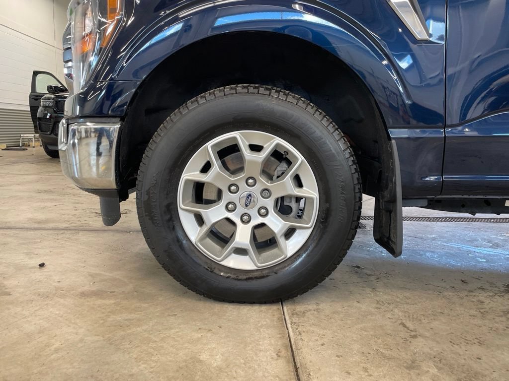 Used 2023 Ford F150 XLT w/ Trailer Tow Package AWD/4WD image 28
