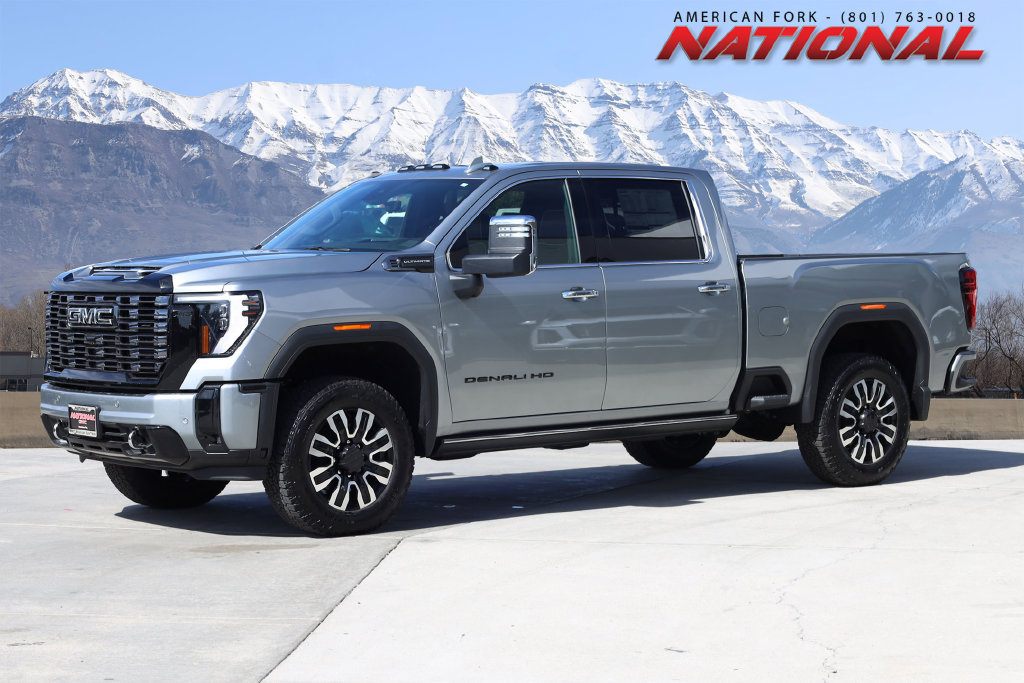 New 2026 GMC Sierra 2500 Denali Ultimate w/ LPO, Black Badging Package