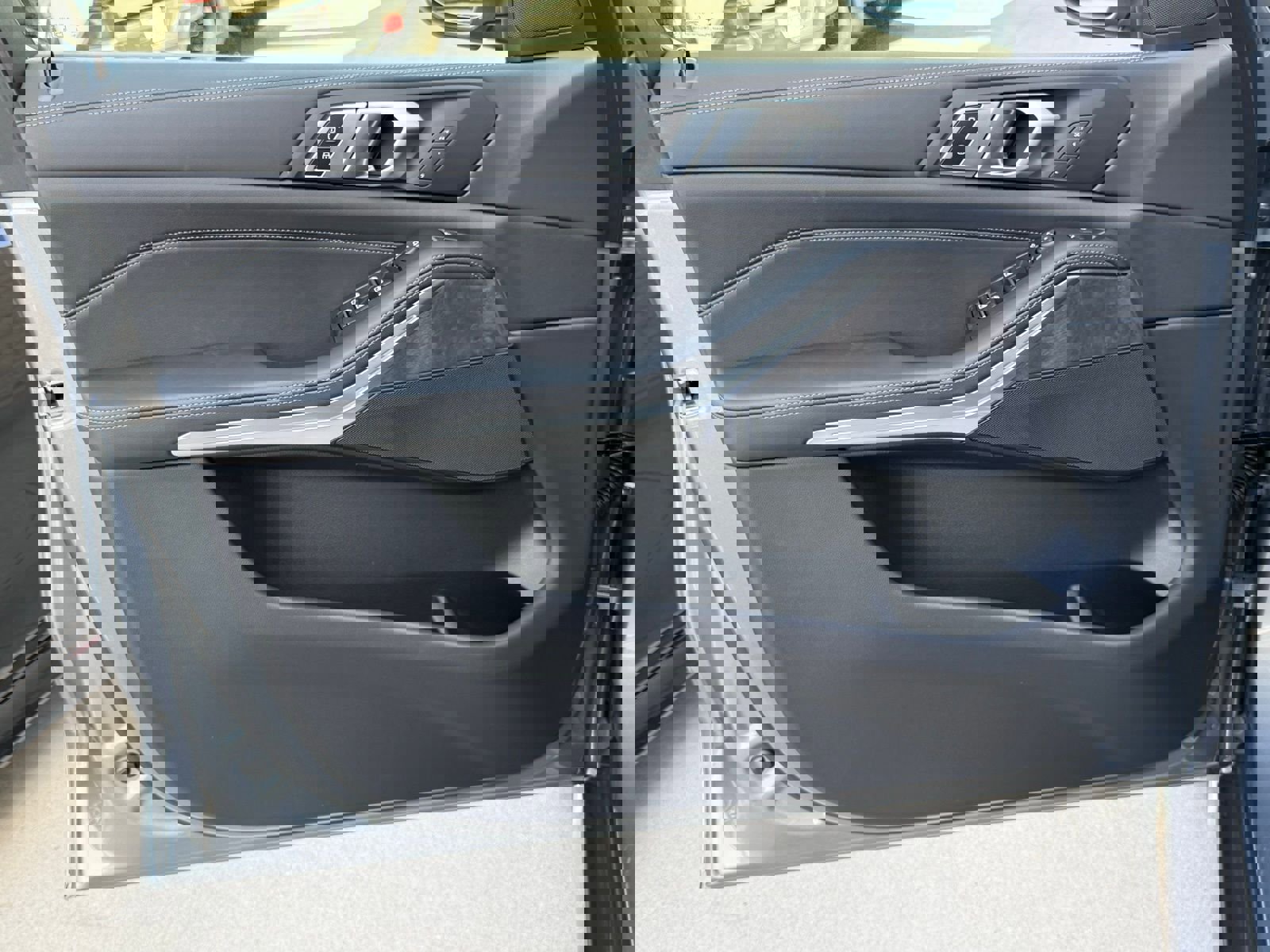 New 2026 BMW X5 xDrive40i AWD/4WD image 19