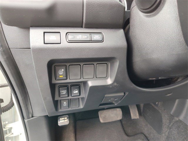 Used 2022 Nissan Frontier S w/ Technology Package image 25