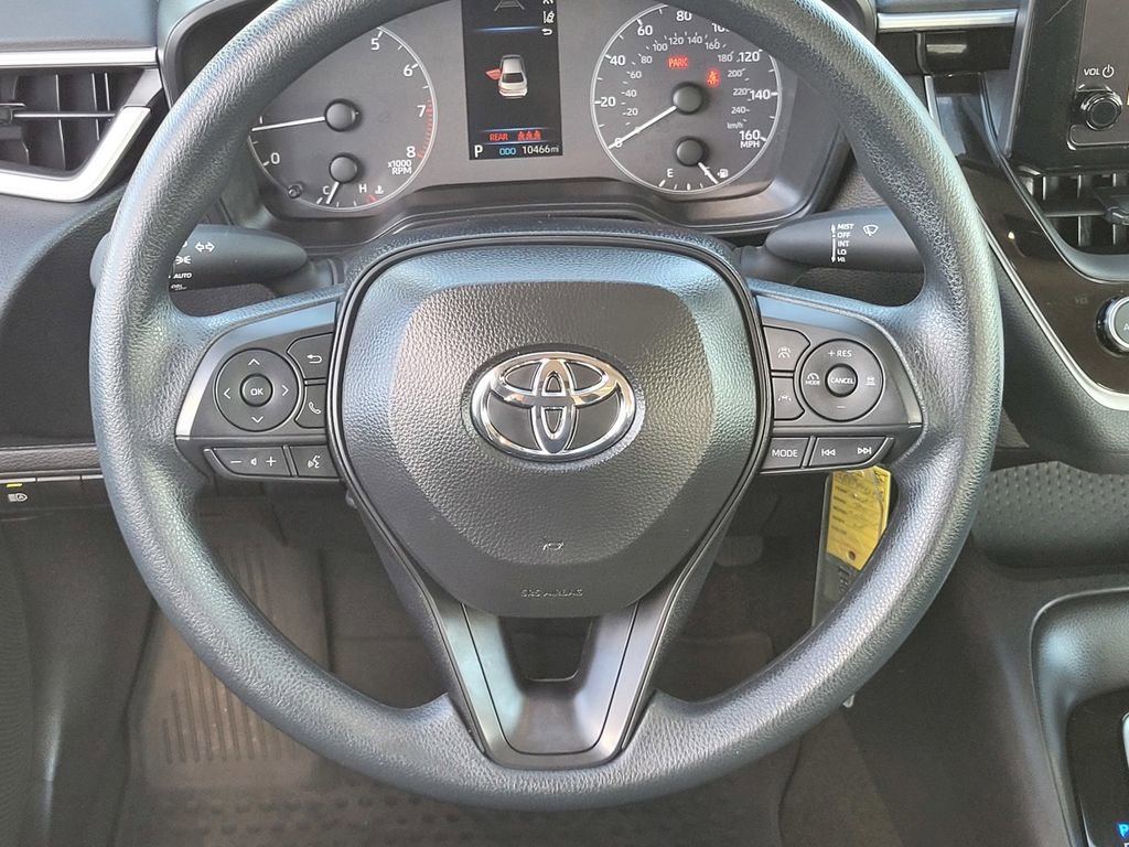 Used 2025 Toyota Corolla LE image 9