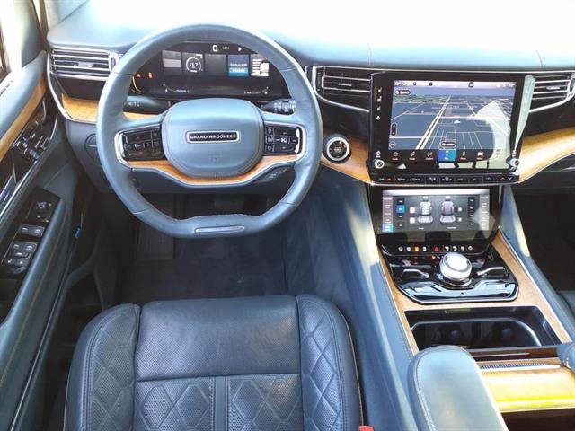 Used 2022 Jeep Grand Wagoneer Series II w/ Convenience Group III image 17