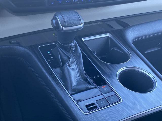 Certified 2022 Toyota Sienna Platinum image 20